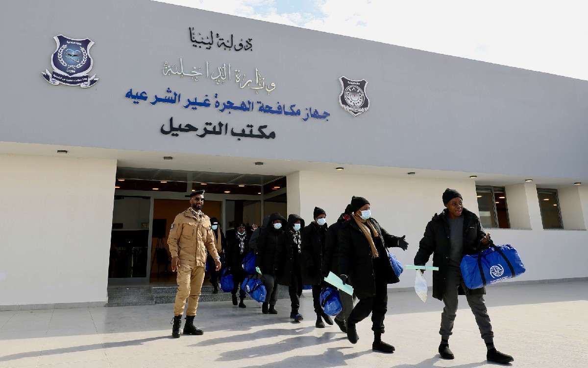 حكومة الدبيبة متهمة باساءة معاملة المهاجرين الأفارقة