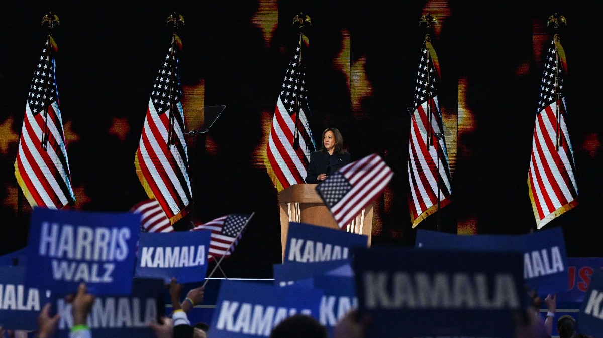 كامالا هاريس تريد الفوز في الولايات المتأرجحة
