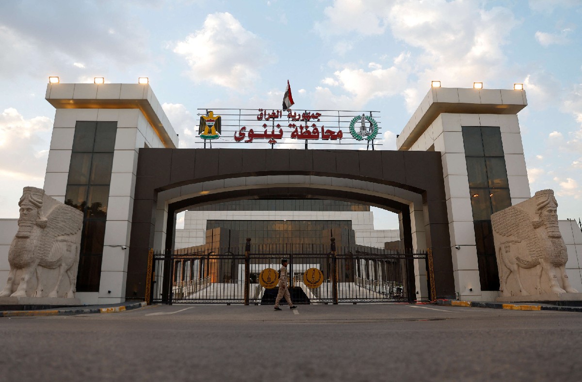 المحافظة أسيرة الصراعات السياسية