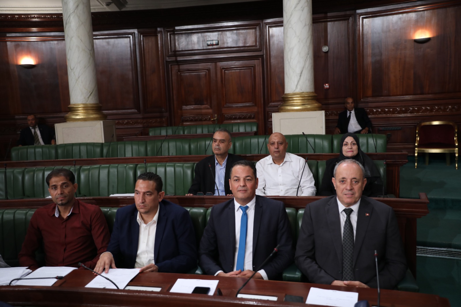 نواب في البرلمان يعتقدون أن المحكمة الإدارية لم تعد محايدة