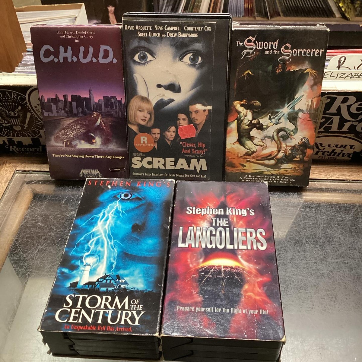 مجموعة من مؤلفات الكاتب