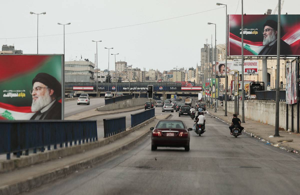 جداريات لحسن نصرالله في مقتربات بيروت مع الضاحية