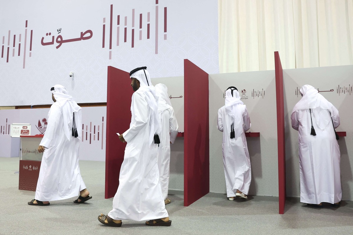 السلطات تؤكد وجود استجابة كبيرة من القطريين للمشاركة في الاستفتاء