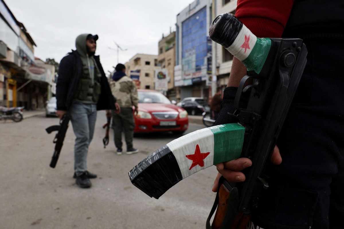 التوقيفات تتم وسط تعاون من الأهالي