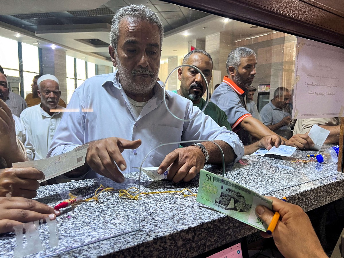 ارتفاع كلفة الرواتب يثقل كاهل خزينة الدولة الليبية 