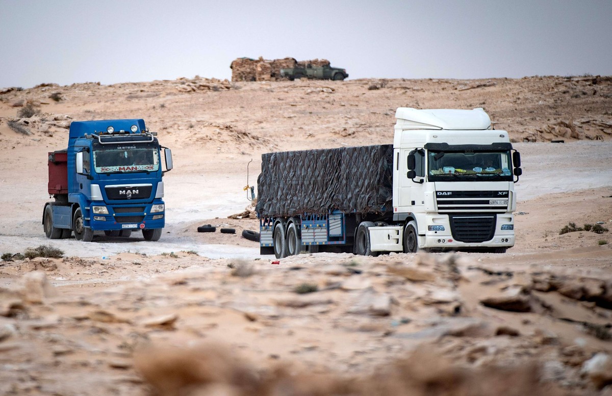 مجال واسع للتعاون التجاري بين البلدين الجارين