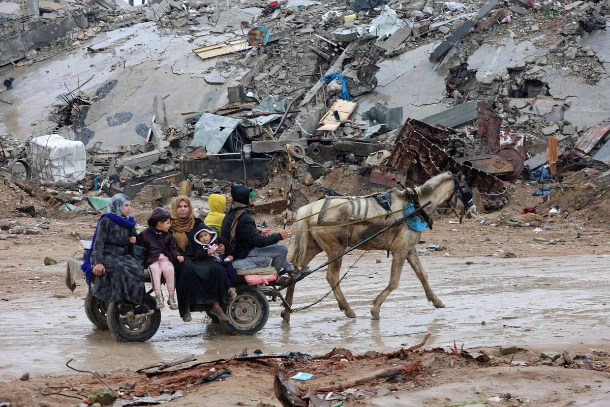 فلسطينيون يعودون إلى شمال غزة