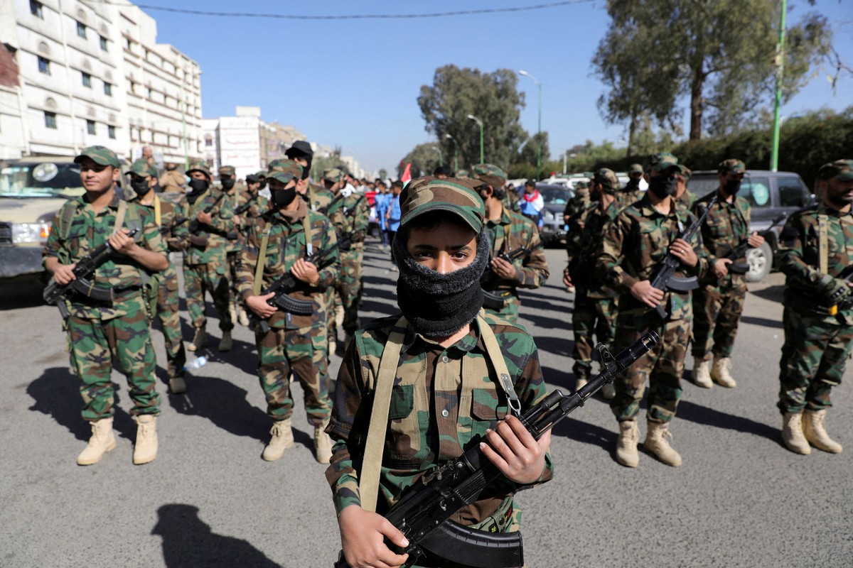 الحوثيون يواصلون انتهاكاتهم بحق المنظمات الانسانية