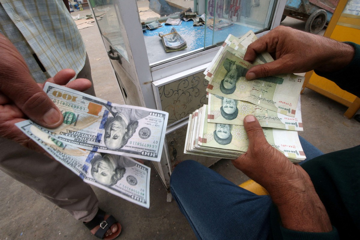 تدهور العملة سيكون له انعكاس سلبي على الاقتصاد الايراني وسيؤدي لاحتجاجات