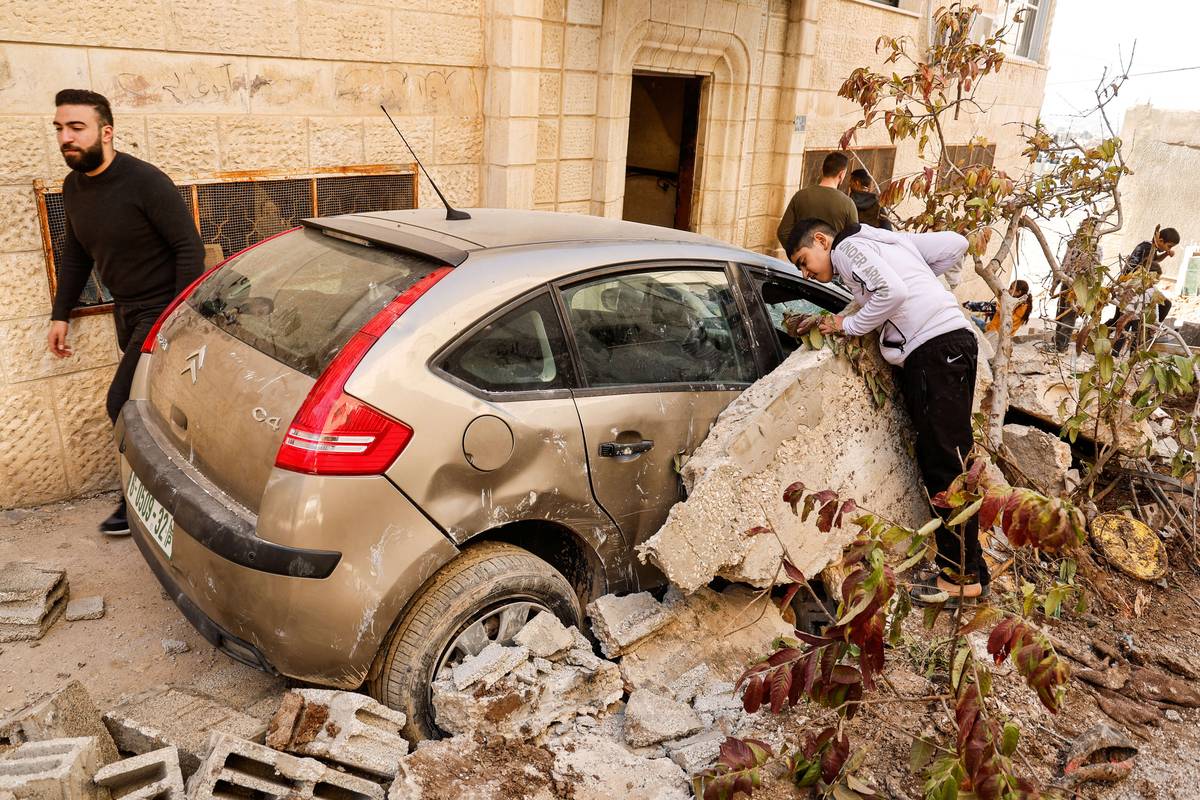 اثار هجوم إسرائيلي في جنين