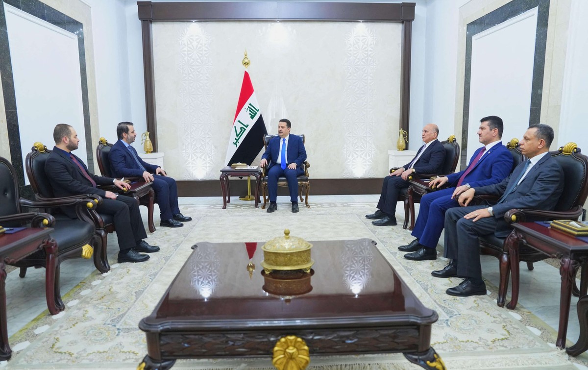 انفتاح على التعاون مع إدارة الشرع رغم الحذر 