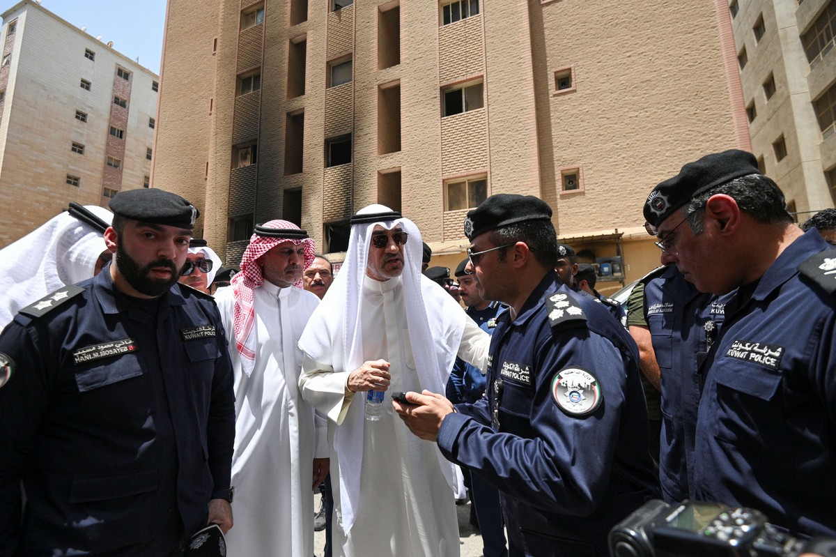 توجيهات مباشرة من الشيخ فهد اليوسف لتلبية الطلب المتزايد على الكهرباء