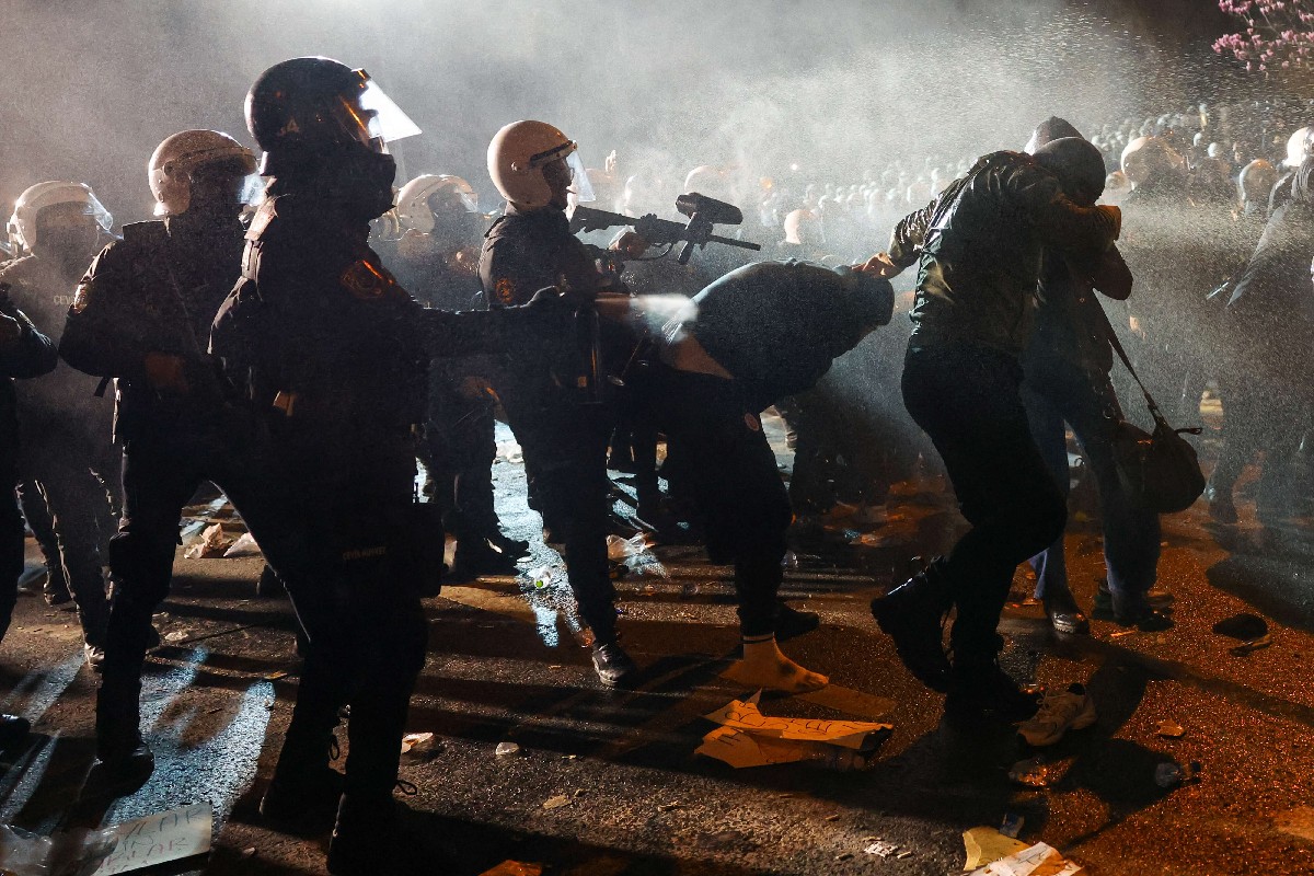 الاتحاد الأوروبي يبدي قلقا متزايدا من تصاعد قمع المعارضة في تركيا
