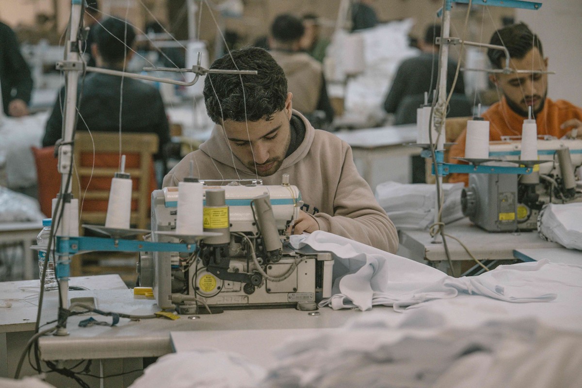 الحكومة السورية ستسعى لخلق مواطن عمل لعشرات الالاف من الشباب