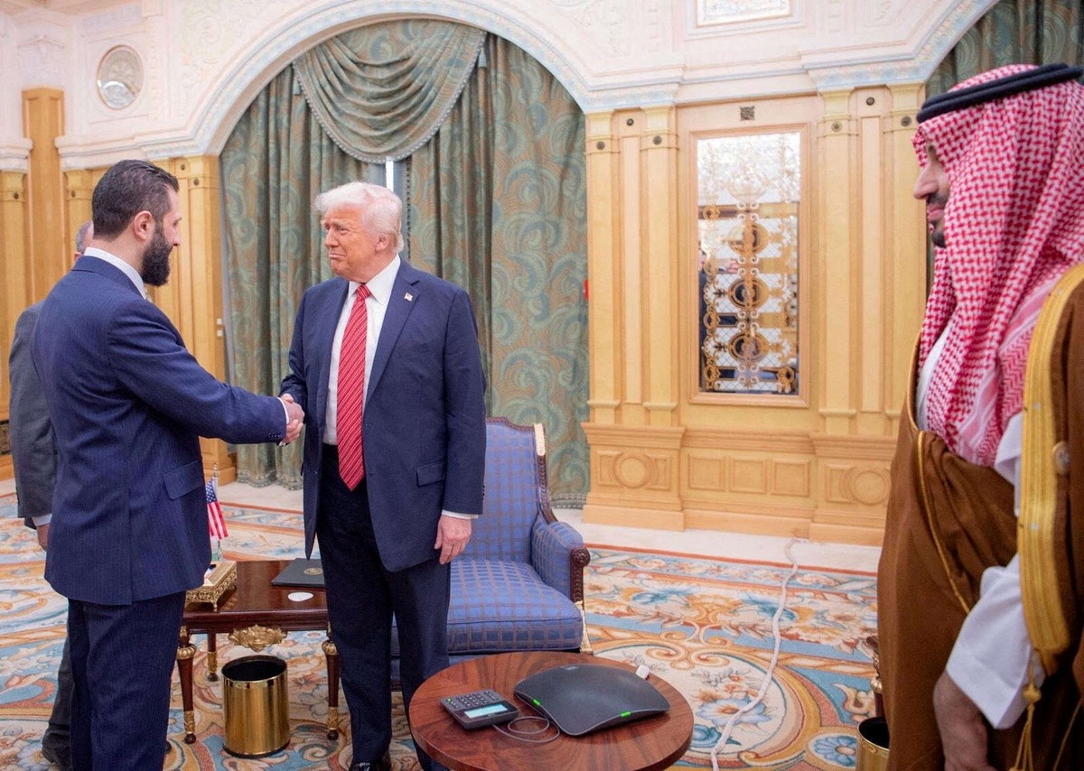 ادارة ترامب تضغط على الشرع لتطبيع العلاقات مع اسرائيل