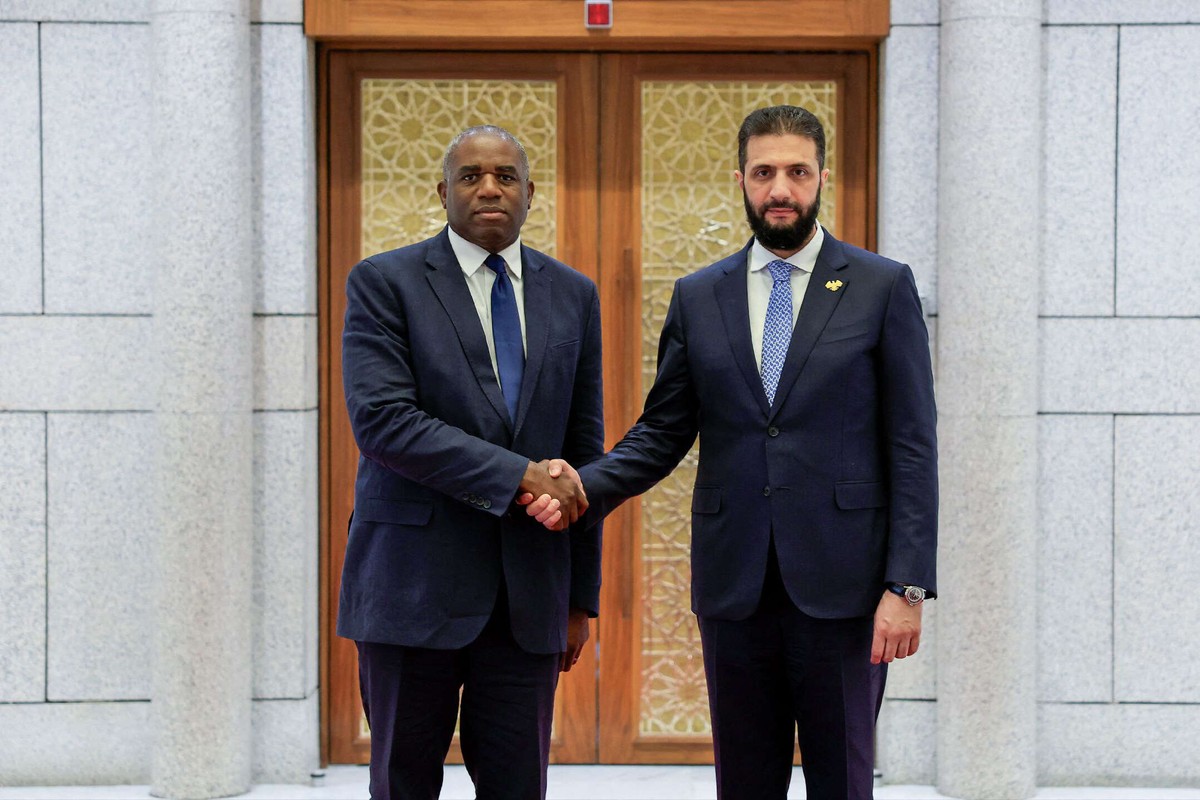 لقاء لم يتطور إلى تبادل التمثيل الدبلوماسي