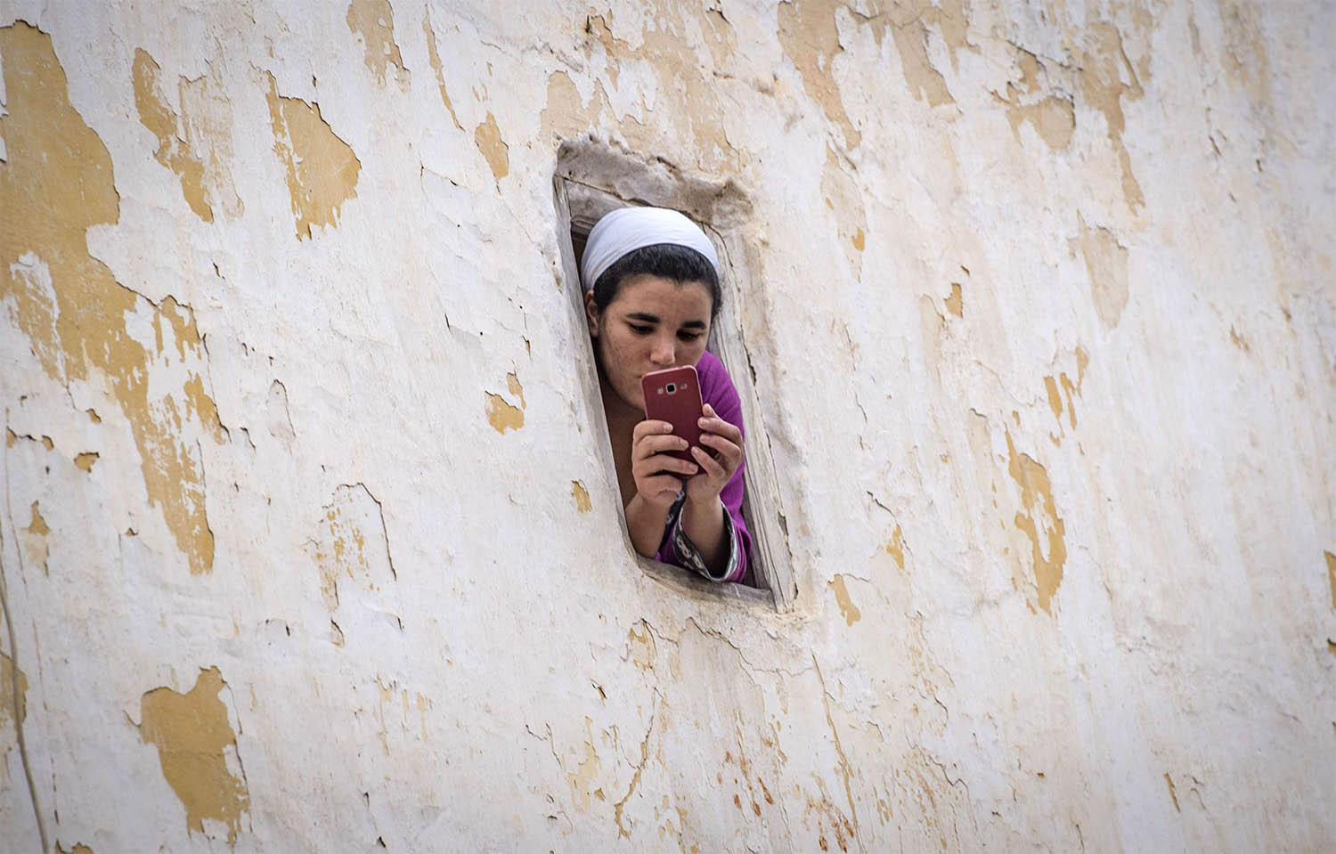 Population coverage targets are set at 25% by the end of 2025 or 2026, and 70% by 2030