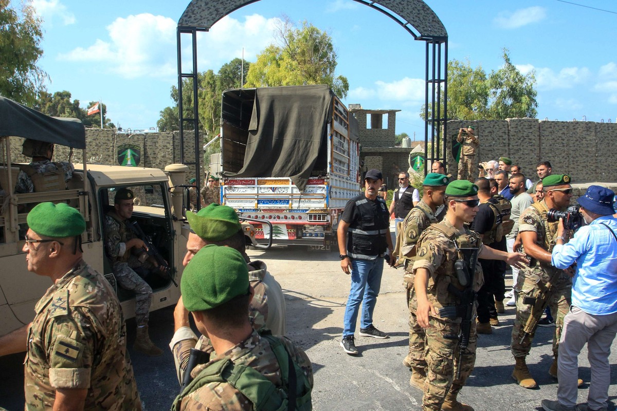 لبنان يسعى لحصر السلاح بيد الدولة