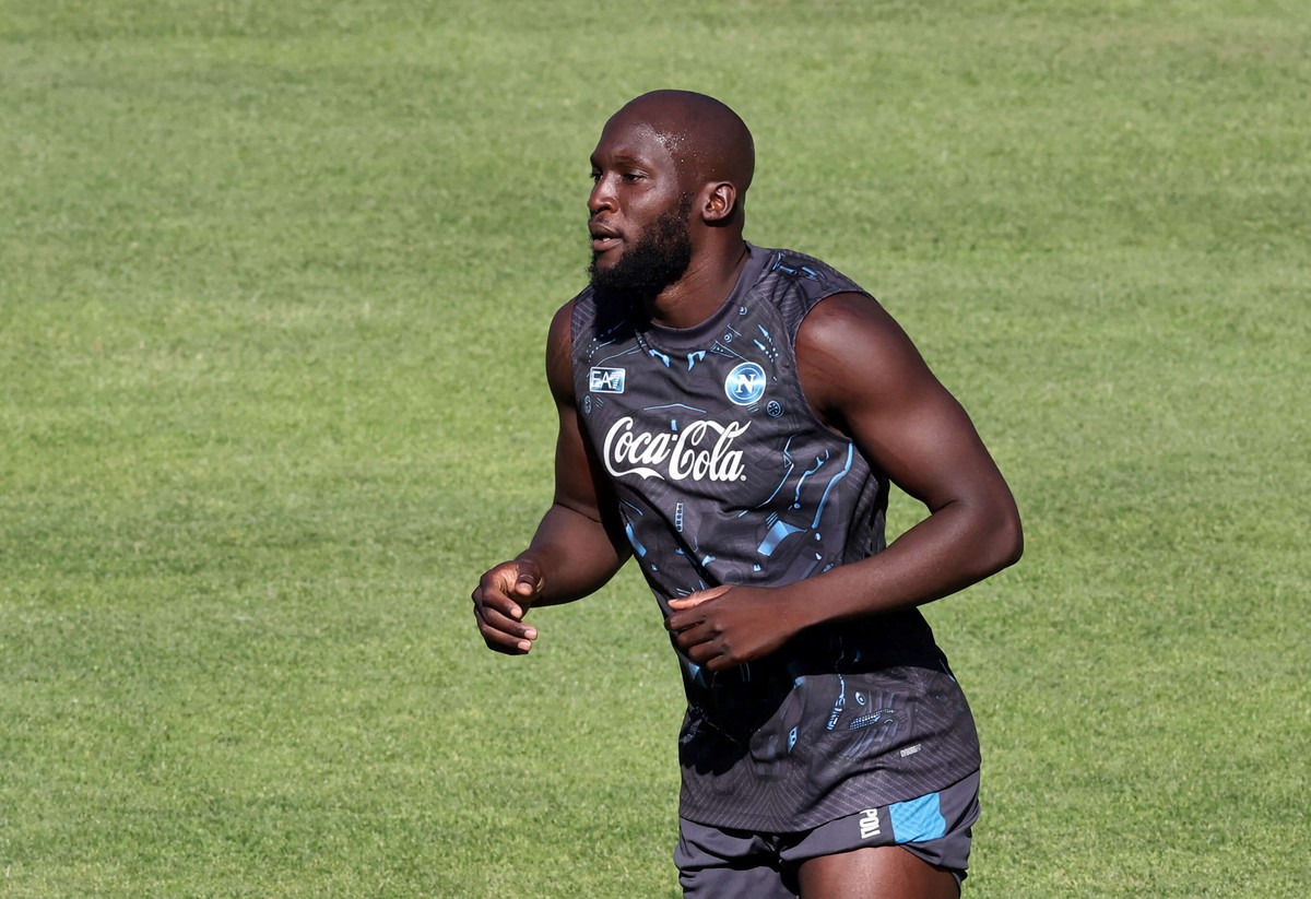 نابولي يتحسب لغياب لوكاكو لعدة أسابيع بسبب الاصابة