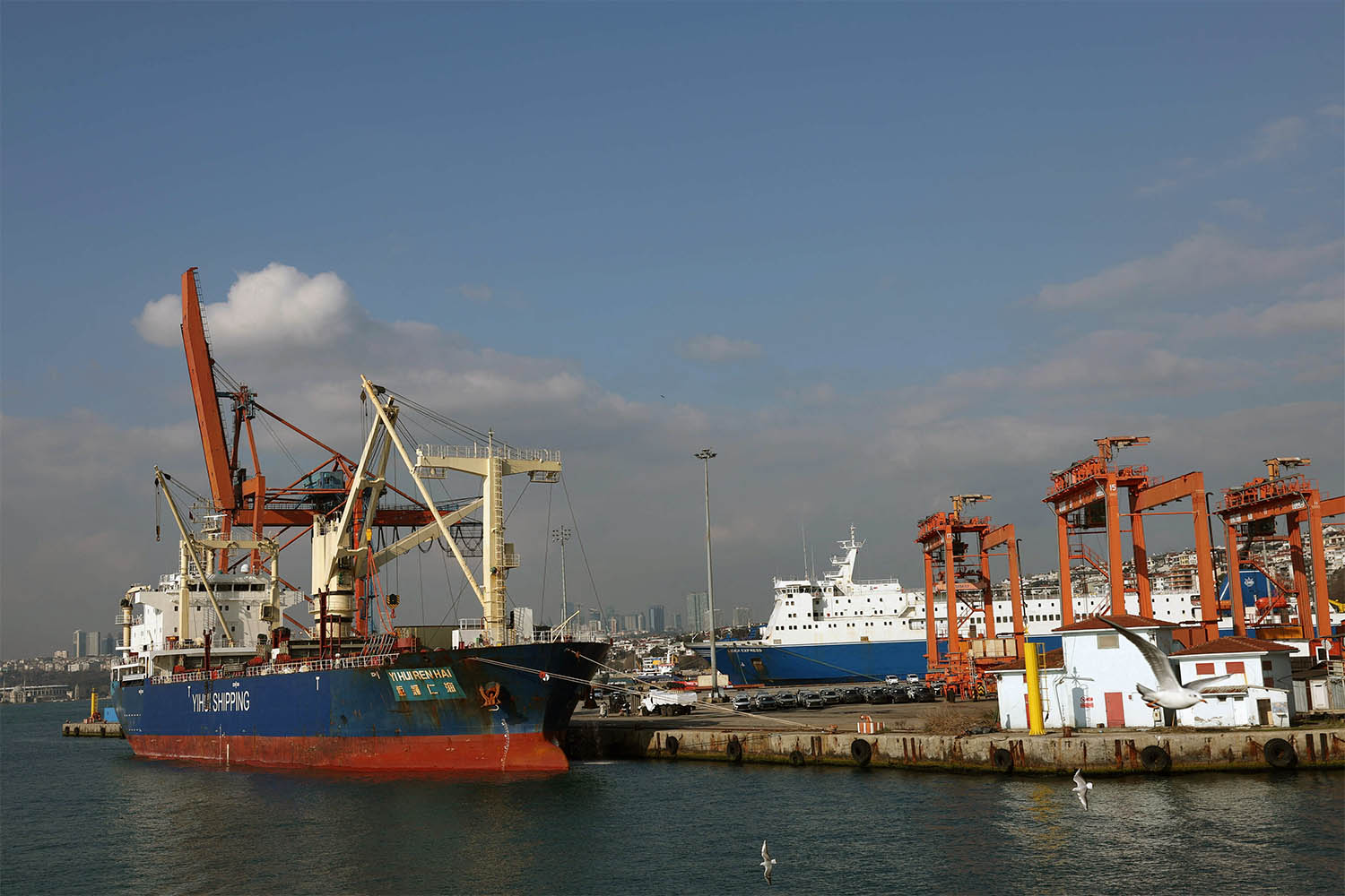 The instruction applies to ports across Turkey