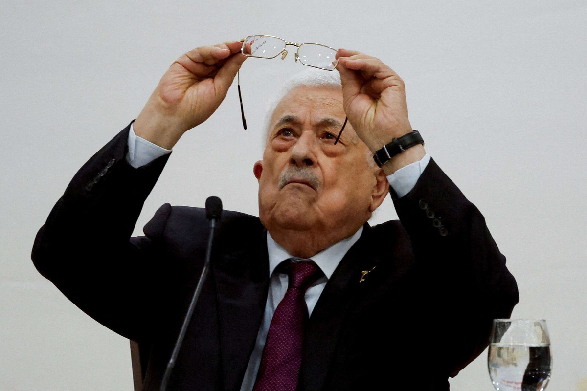 على السلطة الفلسطينية إجراء انتخابات جديدة