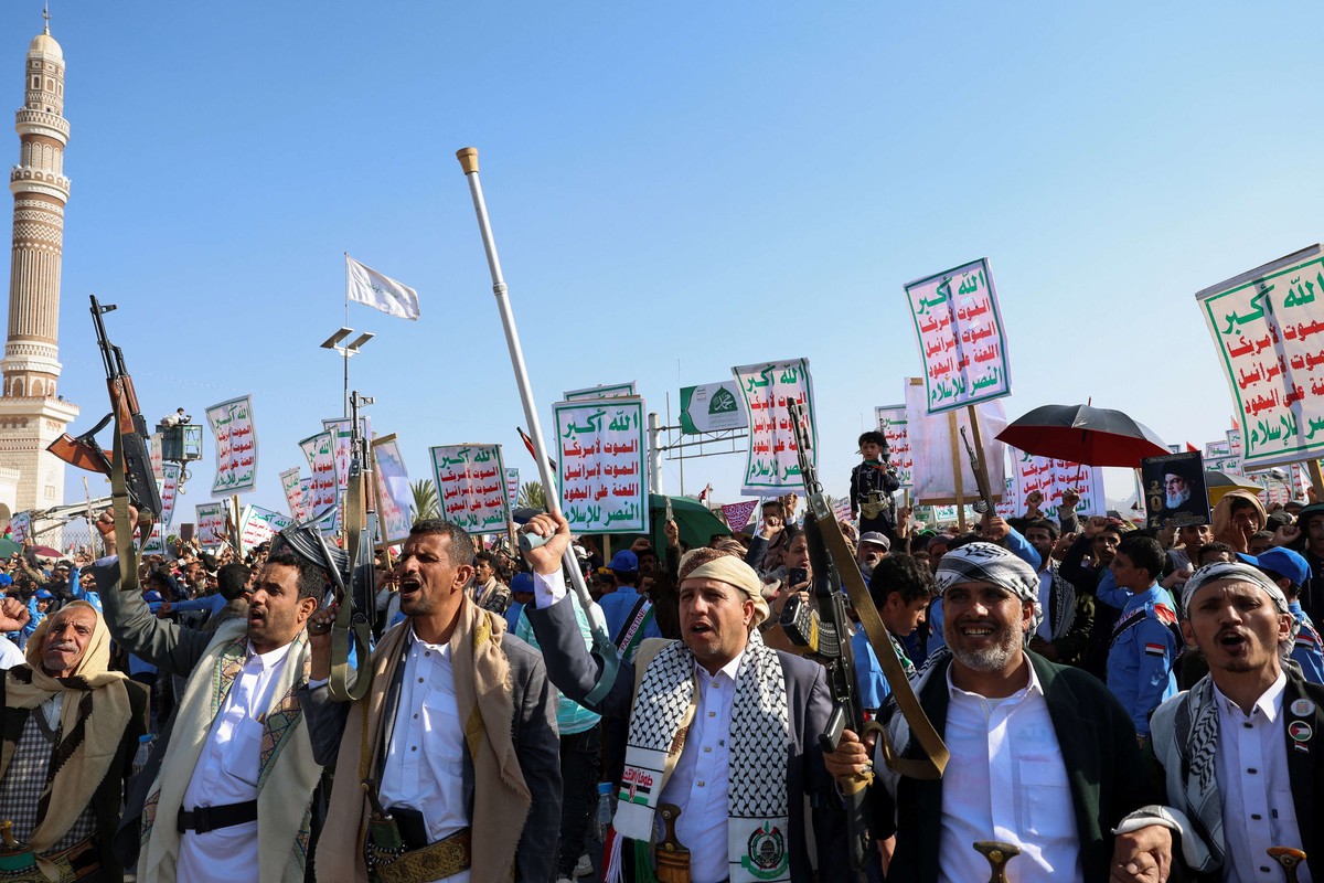 القمع والتجويع أدوات حكم الحوثيين