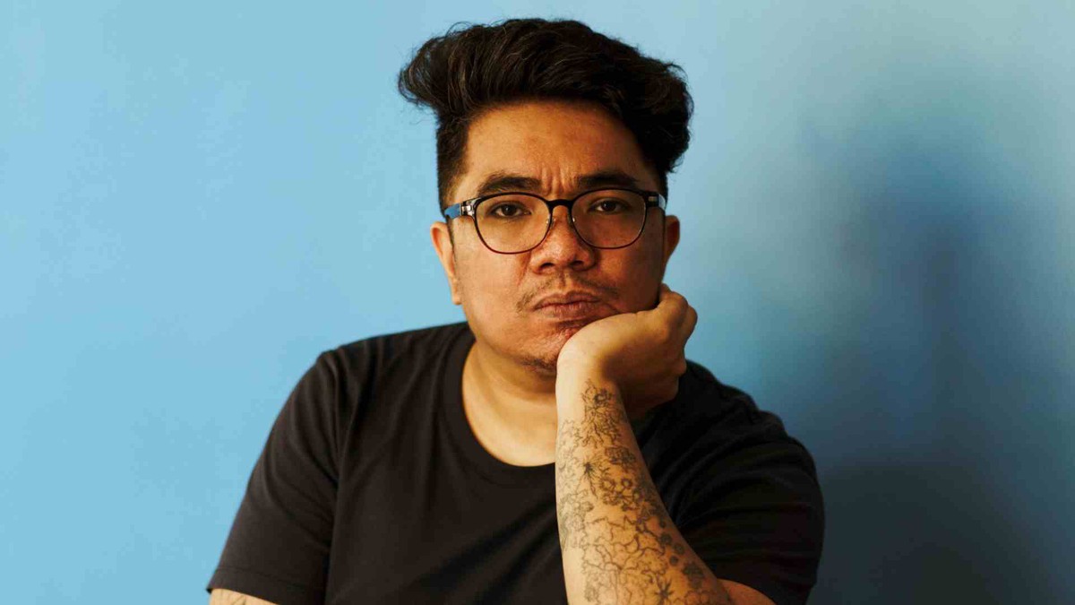 الروائي الفلبيني جلين دياز