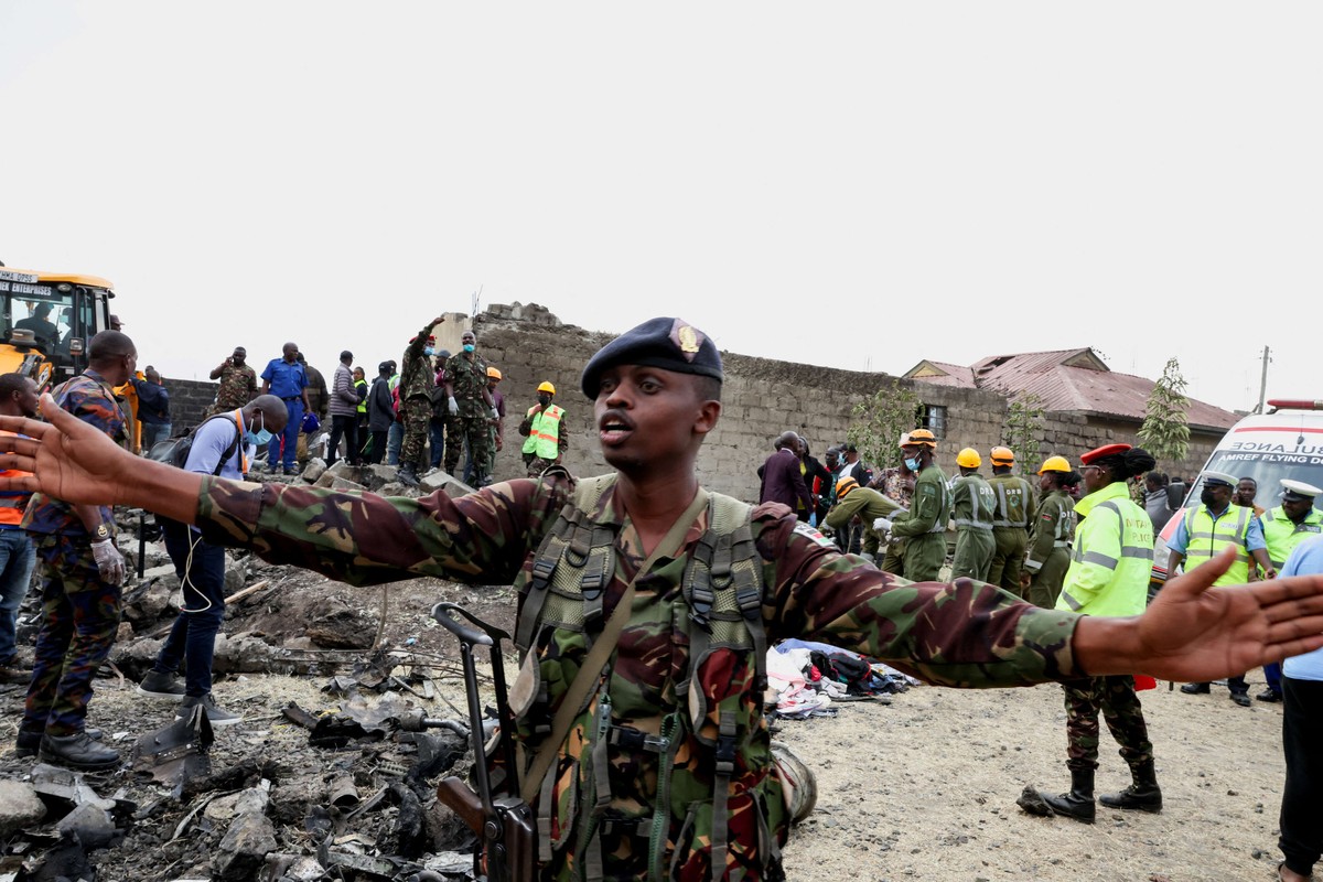 القوات الصومالية تواجه تحدي احتواء تقدم حركة الشباب