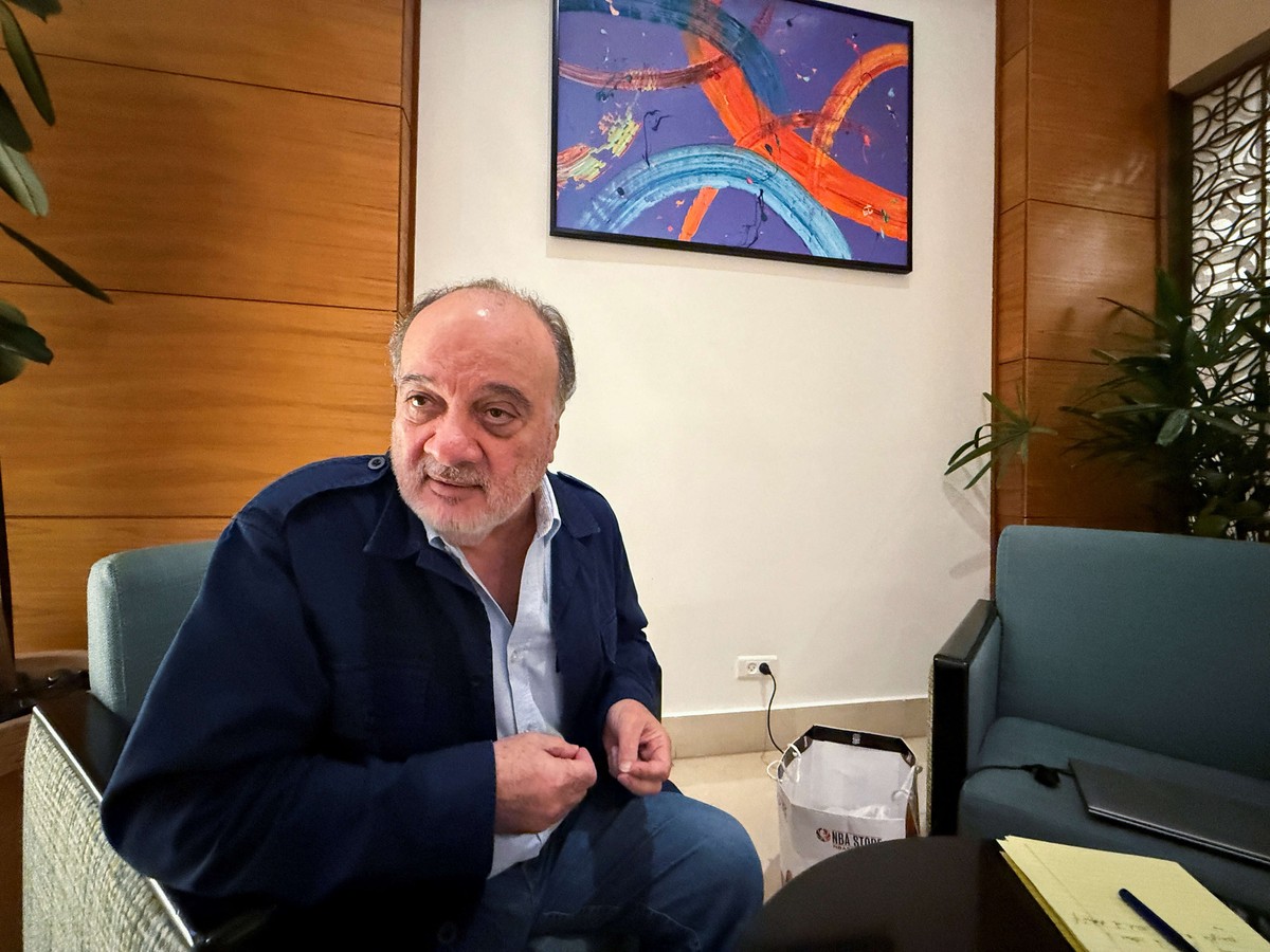 القدوة يدعو إلى استعادة ثقة الفلسطينيين في السلطة 