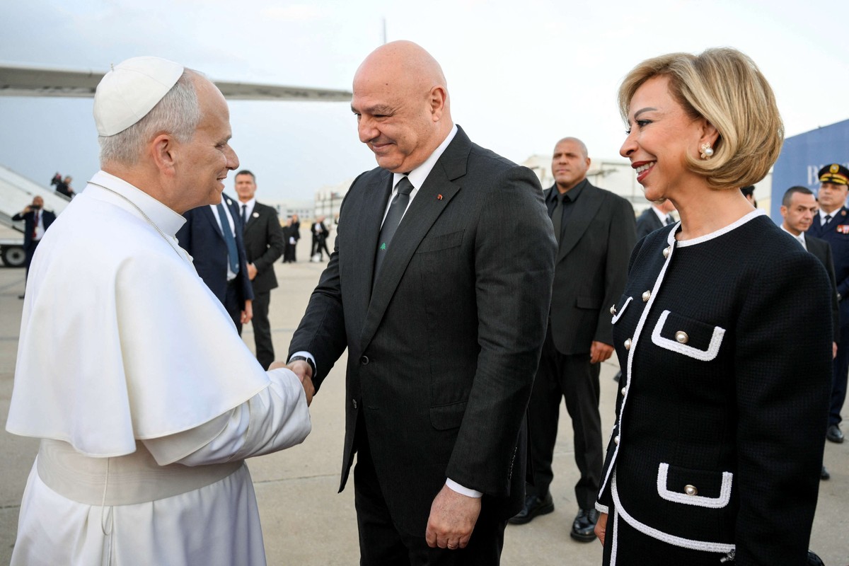 الباب يزور لبنان في لحظة مفصلية 