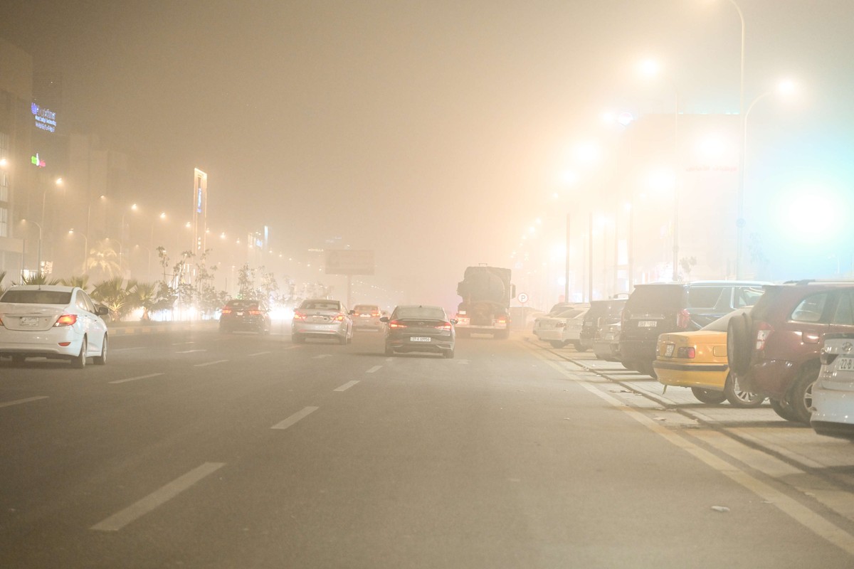 عواصف ترابية من الظواهر المتطرفة للمناخ