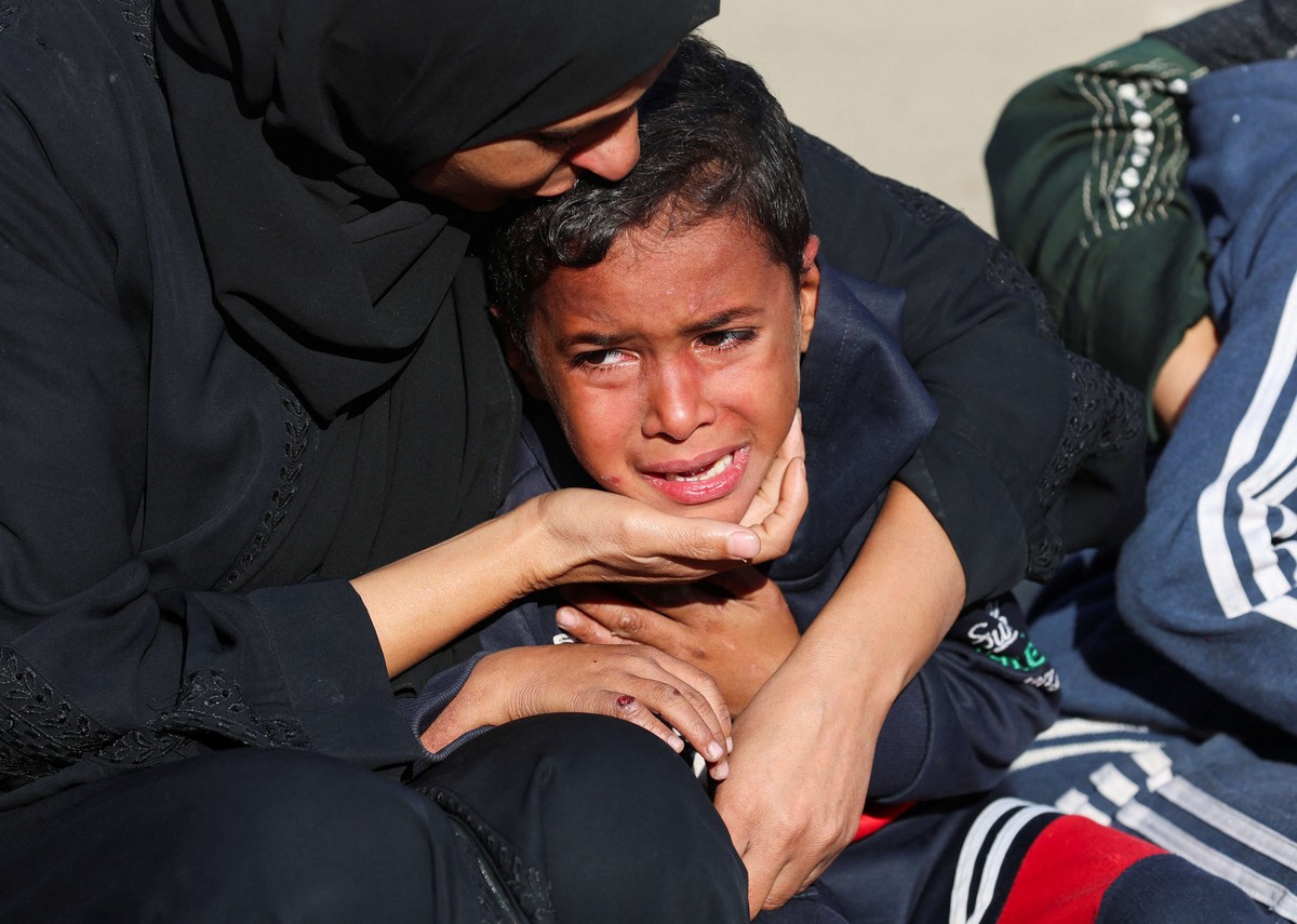 الاحتلال يدفع أجالا من الغزيين إلى اليأس والتفكير في الهجرة