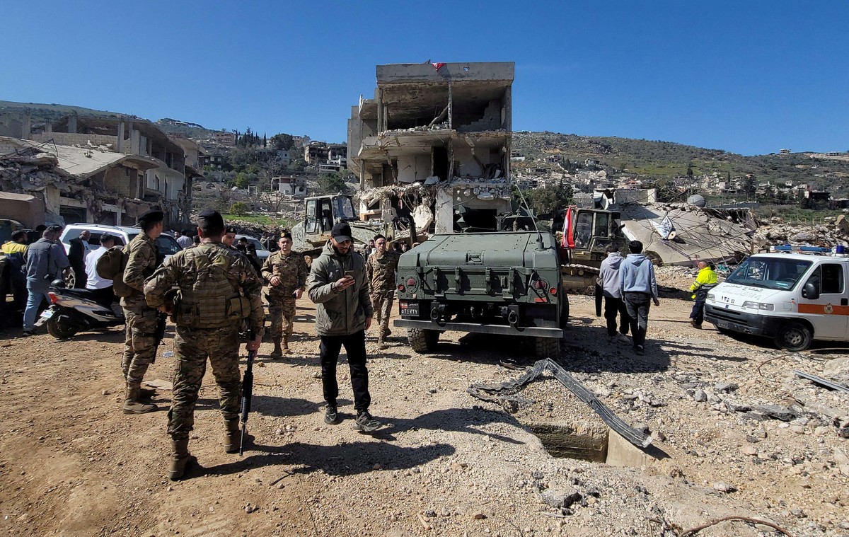 الجيش البناني يحاول نزع ذرائع اسرائيل بالانتشار في معاقل حزب الله بجنوب اللبلاد