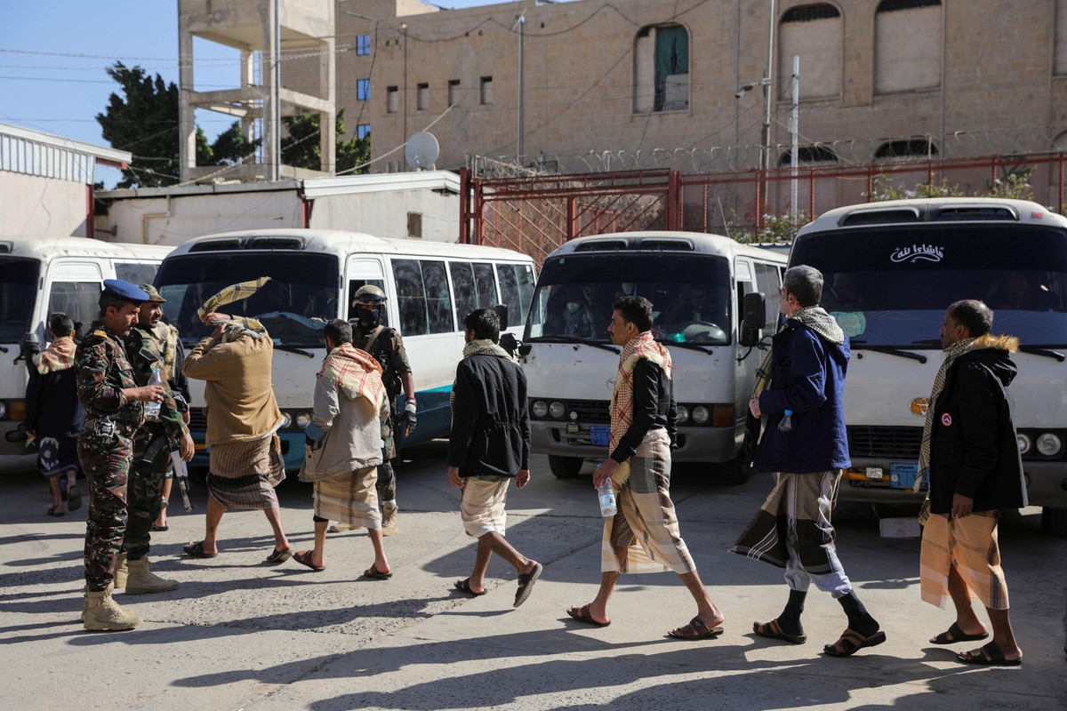 رابطة أمهات المختطفين تطالب بانهاء معاناة الأسرى