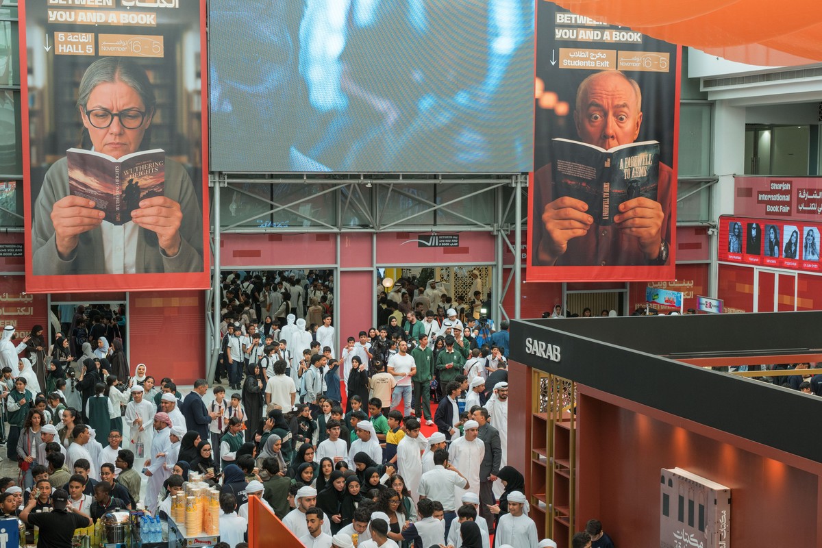 معرض الشارقة أكبر معرض دولي للكتاب في العالم