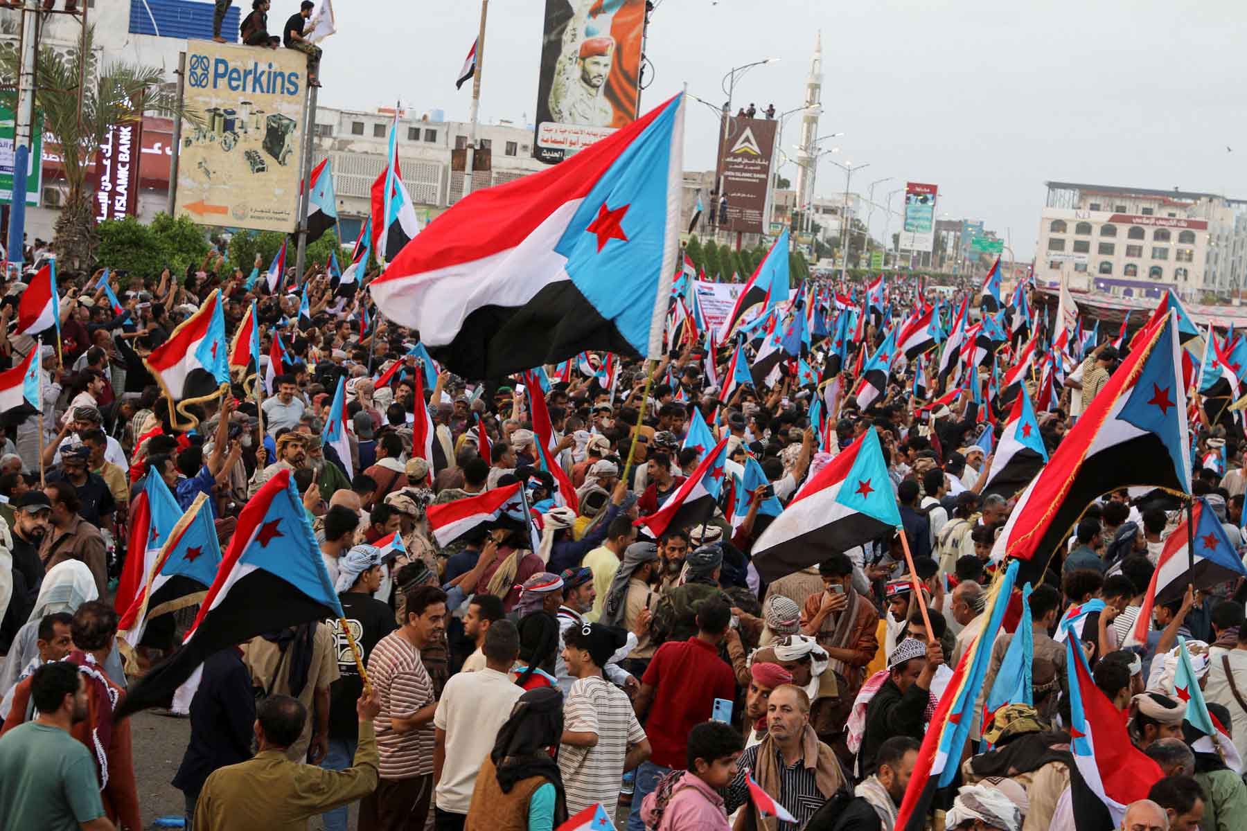People attend a rally organised by Yemen’s Southern Transitional Council (STC) in Aden, December 21, 2025. 
