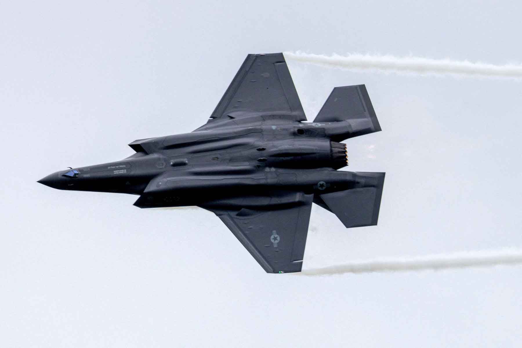 A F-35 fighter jet performs during the International Aerospace Exhibition ILA on the opening day at Schoenefeld Airport in Berlin, Germany, June 5, 2024. 