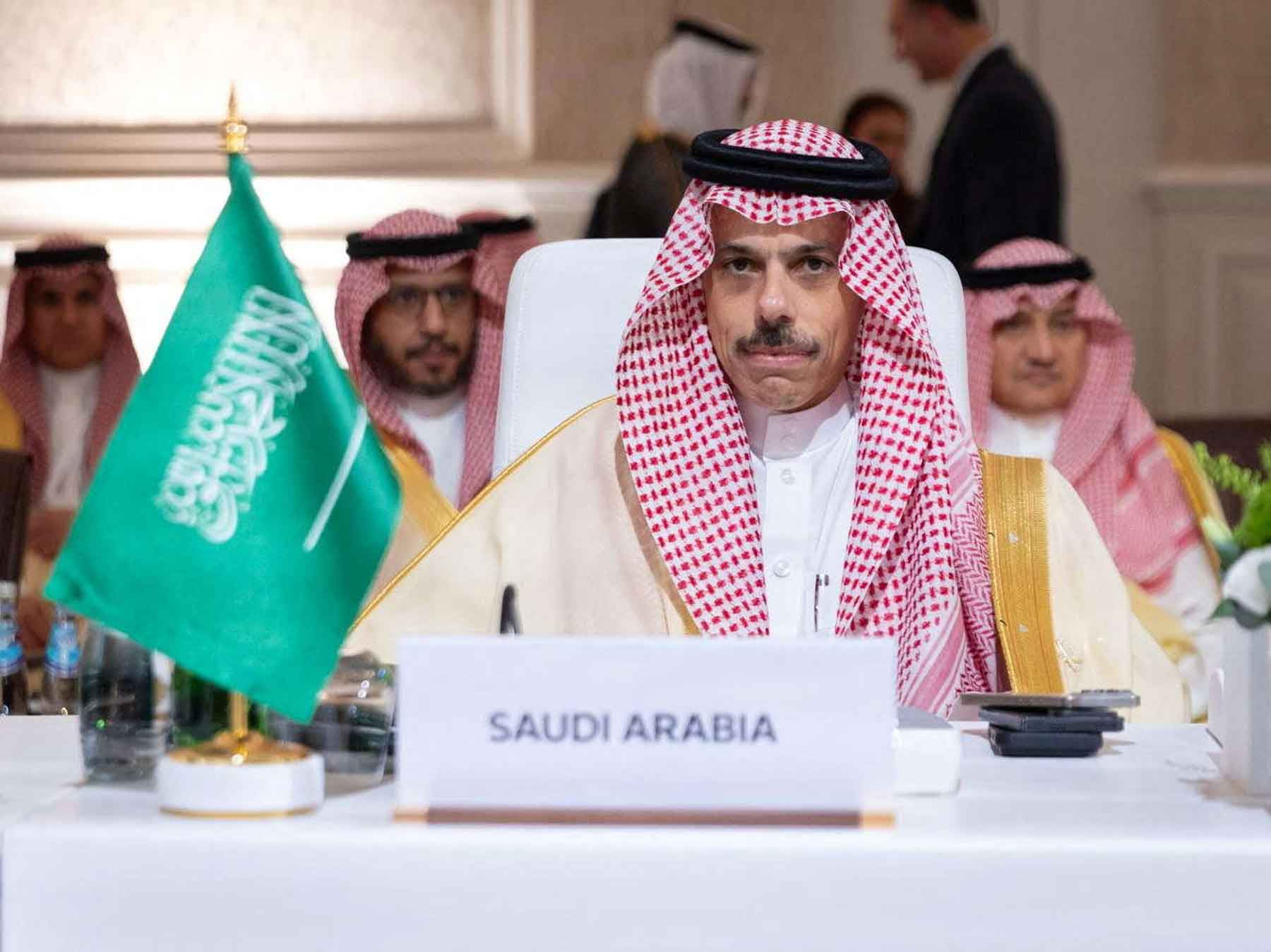 Looking to stabilise relations