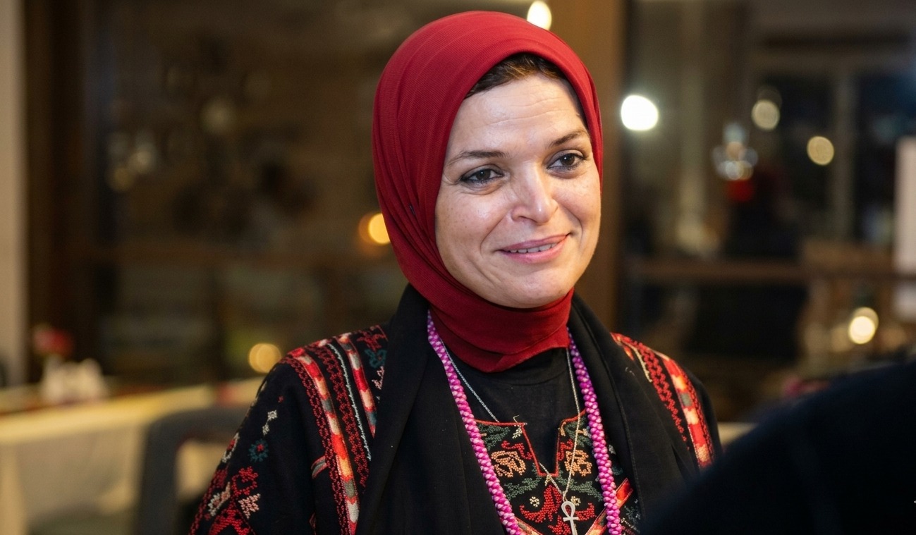 الكاتبة انتصار عبد المنعم