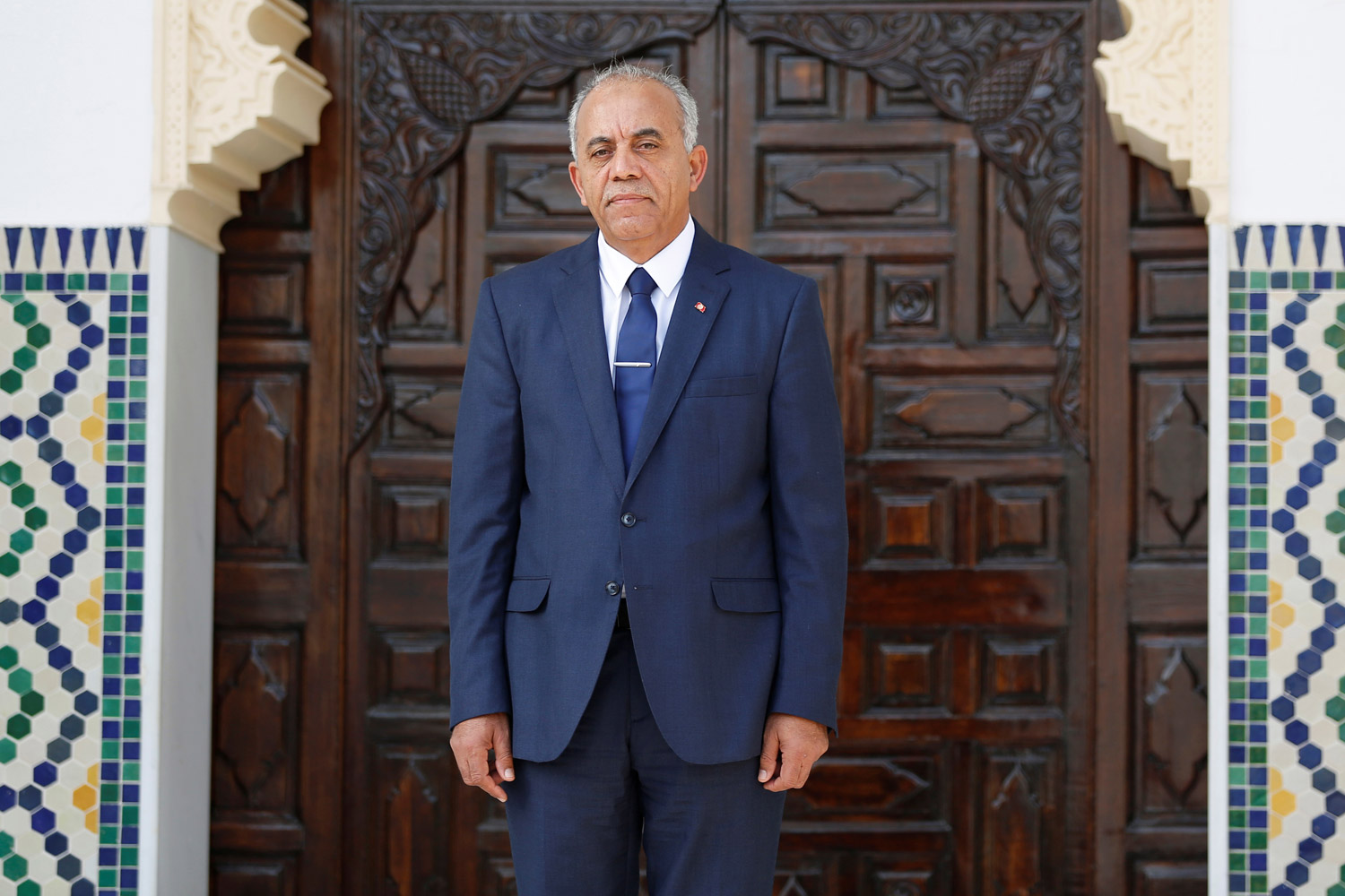 لا يبدو أن النهضة ستنج في تشكيل حكومة بشخصية تفتقد إلى الخبرة السياسية في وقت صعب تعيشه تونس