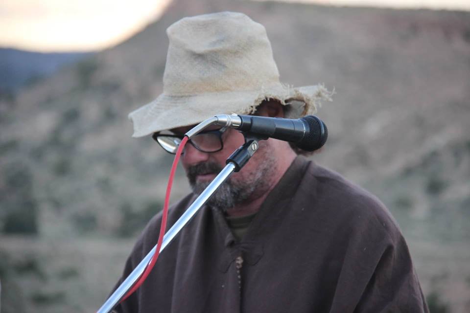 مغني اسباني