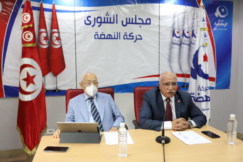 قبول النهضة بقرارات سعيد.. مناورة أم رضوخ للأمر الواقع