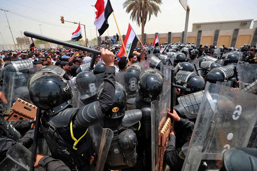 توقعات بأن تشعل الأزمة السياسية الشارع العراقي مجددا 