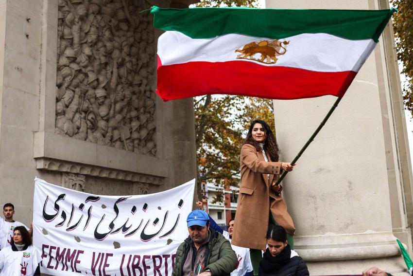 المراة باتت المحرك الاساسي للاحتجاجات في ايران وخارجها