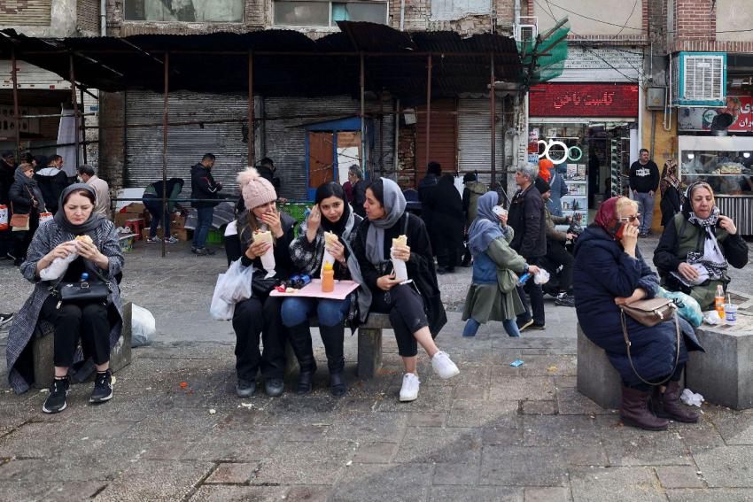 تنامي موجة الكراهية بحق النساء في ايران بعد احتجاجات نسوية أحرجت النظام الديني
