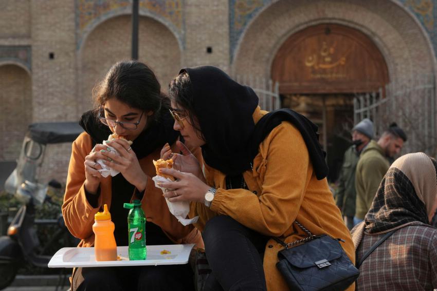  نظرة دونية للمرأة في إيران 
