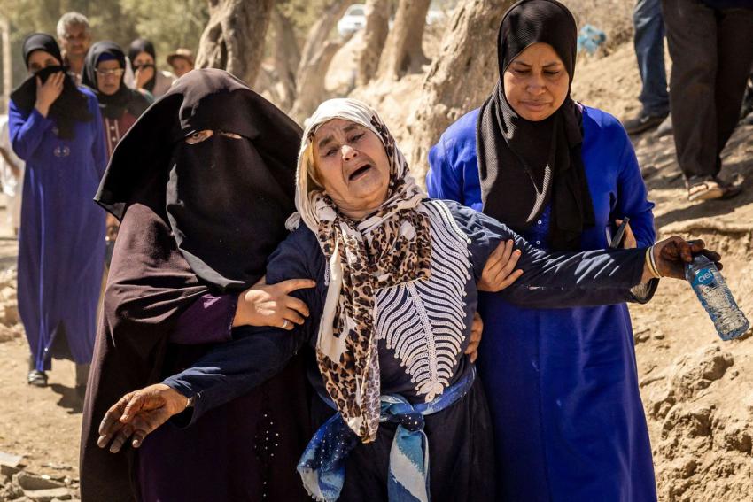 الأخبار الكاذبة تضاعف معاناة المنكوبين