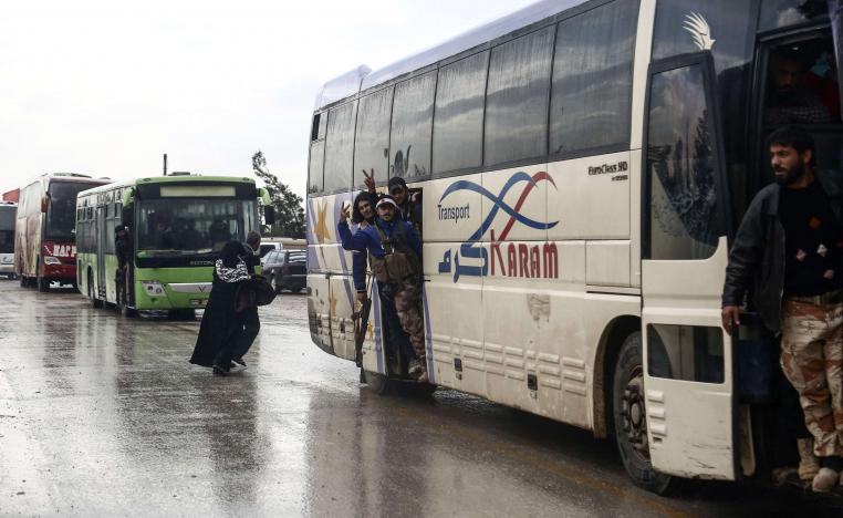 حافلات خروج المقاتلين من حمص
