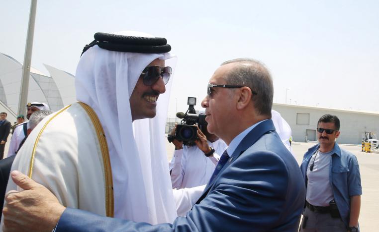 الرئيس التركي رجب طيب اردوغان وأمير قطر الشيخ تميم بن حمد آل ثاني