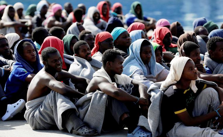 مهاجرون انقذوا من الغرق قبالة سواحل ليبيا